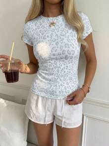 CovetEZ Casual Minimalist Sexy Off-Shoulder Leopard Print Short Sleeve T-Shirt, Suitable For Spring And Summer, Spring And Summer Clothing Matching, Leopard Print Makes You Look Fairer - Multicolor - View 3