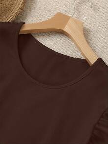 Comfylo Plus Size Brown Cap Sleeve Top And Striped Tie-Waist Shorts 2 Pieces Set - Multicolor - View 3