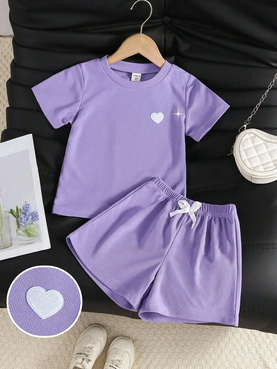 SHEIN Genkimix Kids 女童时尚可爱爱心刺绣针织短袖T恤套装,适合休闲、运动、户外、度假等场合 - 紫色 - 查看 1