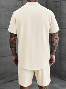 Manfinity RSRT 2pcs/Set Men's Solid Color Textured Short Sleeve Shirt And Shorts Set, - Apricot - View 2