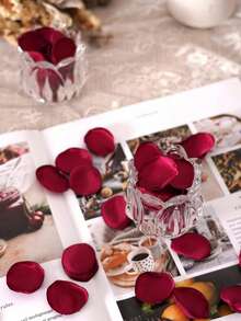 500/1000Pcs Burgundy Artificial Rose Petals, Realistic Silk Fake Flowers For Wedding Aisle Decor Table Scatter, Romantic Valentine's Day Party Supplies Bulk, Reusable Faux Flower Petals For Home Decoration - burgundy - View 3