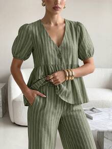 Lavishia 女款夏季舒適亞麻套裝，荷葉邊上衣與條紋長褲，度假與派對穿搭 - 軍綠色 - 查看 1
