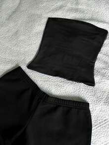 IslaSuriya Setelan Seksi 2 Potong Atasan Tube Top dan Celana Pendek Warna Polos untuk Liburan Ukuran Plus - Hitam - View 4