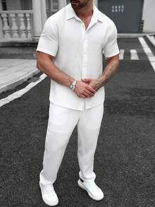 Manfinity CasualCool 男士舒適純色防皺條紋布料短袖襯衫與抽繩鬆緊腰長褲兩件套，休閒度假、派對聚會、朋友約會、時尚商務、極簡辦公，春夏經典山本風短袖長褲襯衫套裝，適合自穿或送禮給朋友 - 白色 - 查看 4