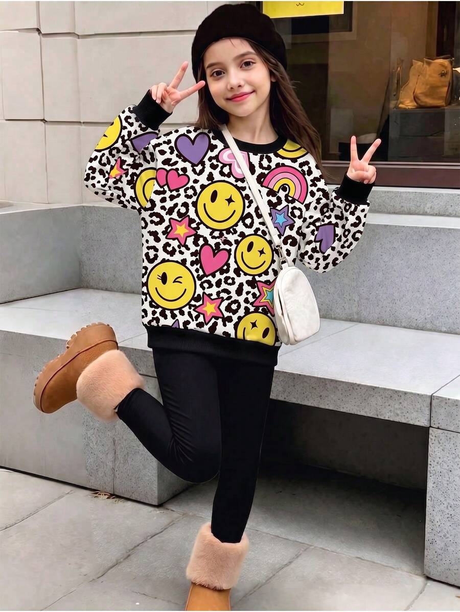 SHEIN 1套少女甜美可愛時尚表情元素印花圓領衛衣搭配純色修身長褲，2件套秋/冬日常穿著街頭風臉部愛心設計套裝 - 彩色 - 查看 1