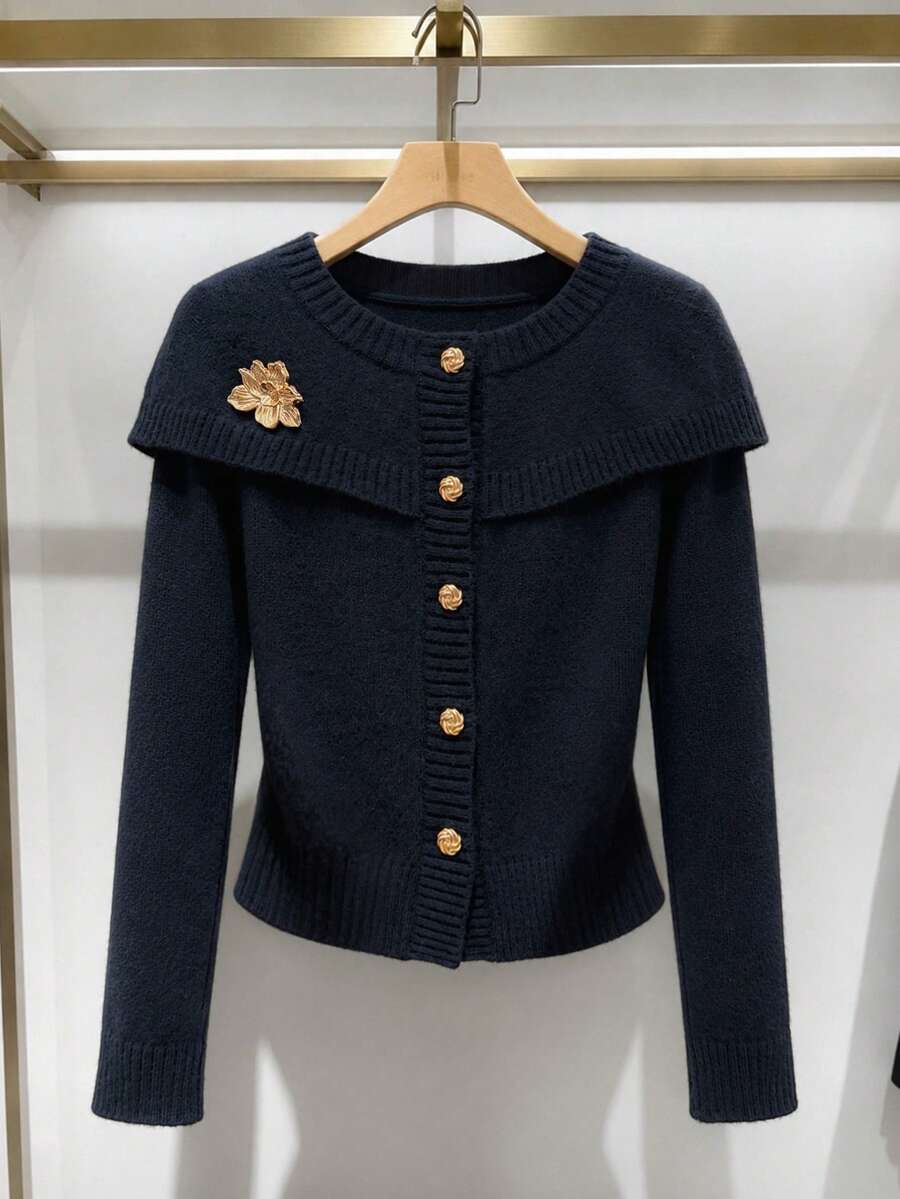 GlowEve Cardigan Wanita Model Baru Musim Gugur/Dingin, Kerah Syal Berkerut, Dekorasi Bunga Emas 3D, Kancing, Kancing Logam Pendek, Lengan Raglan, Lengan Panjang, Pinggang Bergaris, Cardigan Rajut Model Single-Breasted - Navy Blue - View 1