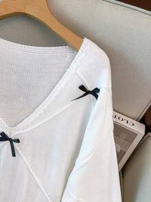 GlowEve CURVE Plus Size Casual V-Neck Argyle Bow Long Sleeve Pullover Sweater - White - View 6