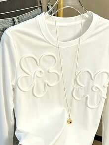 Resyla Women's Floral Textured Round Neck Long Sleeve Casual T-Shirt - White - View 4