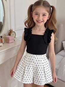 Conjunto de ropa infantil de dos piezas con estilo dulce y juguetón, top de camiseta sin mangas con chaleco plisado de punto con rayas, combinado con pantalones cortos de cintura elástica rosa, con exquisitas flores blancas tridimensionales posicionadas, lindo y a la moda, adecuado para la vida diaria en verano - Blanco y Negro - Ver 4