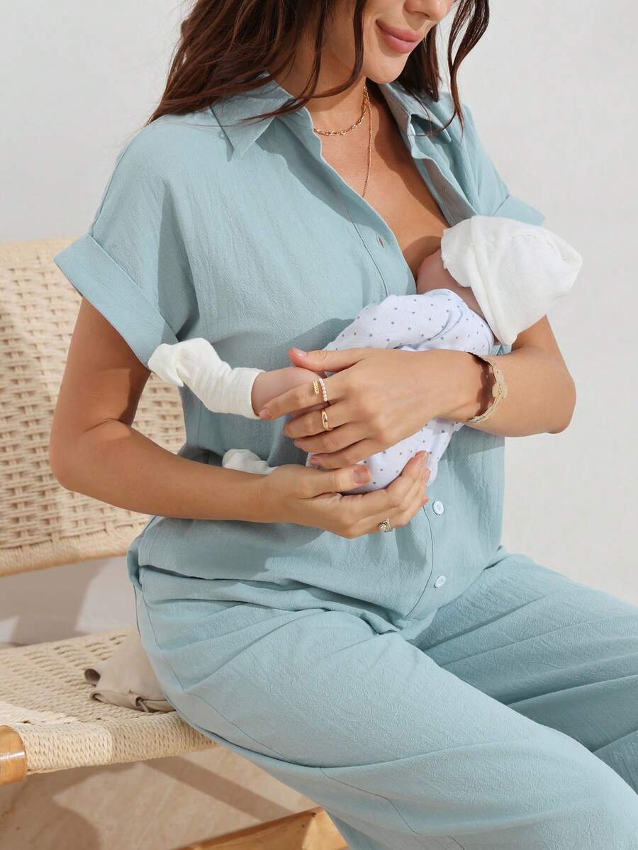 GentleRue Maternity جمبسوت رضاعة كاجوال للحوامل بلون سادة وأكمام قصيرة وأزرار أمامية - الأزرق - مشاهدة 1