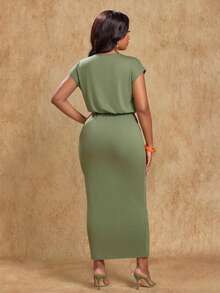 Brilight Gaun Midi Wanita Elegan dan Dewasa, Gaun Bodycon Berpotongan V Dalam Lengan Pendek dengan Detail Kerut dan Belahan, Cocok untuk Pesta Malam, Koktail, Bar, Makan Malam, dan Liburan. - Hijau Tentara - View 2