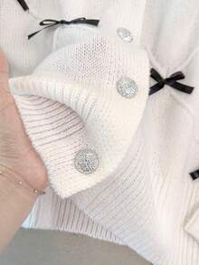 GlowEve CURVE Plus Size Elegant Asymmetrical Shoulder Contrast Color Long Sleeve Cardigan Sweater - White - View 9