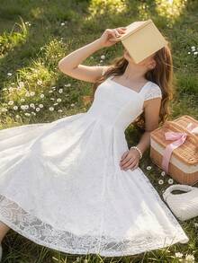 SHEIN 兒童青少年女孩優雅純白色蕾絲無袖寬肩帶收腰百褶喇叭裙，婚禮派對度假正式學院風返校夏季洋裝 - 白色 - 查看 7