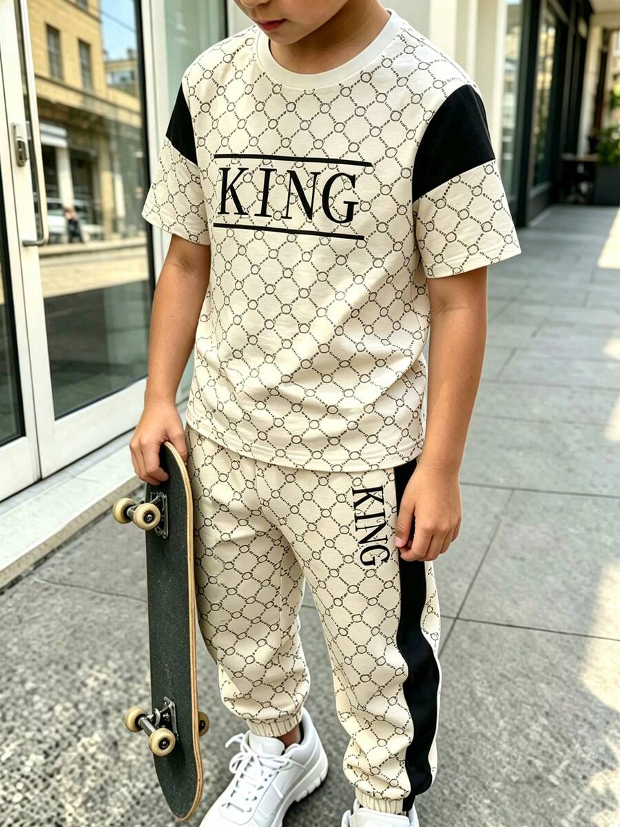 SHEIN 1套青少年男孩休閒舒適時尚簡約個性化 KING 卡其色拼接黑熊印花圖案對比色休閒風 - 彩色 - 查看 1