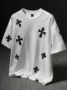 Manfinity EMRG 男士街頭風熱銷 INS 十字全印花毛巾刺繡日常穿著男友丈夫禮物週年紀念禮物白色T恤 - 淺灰色 - 查看 1