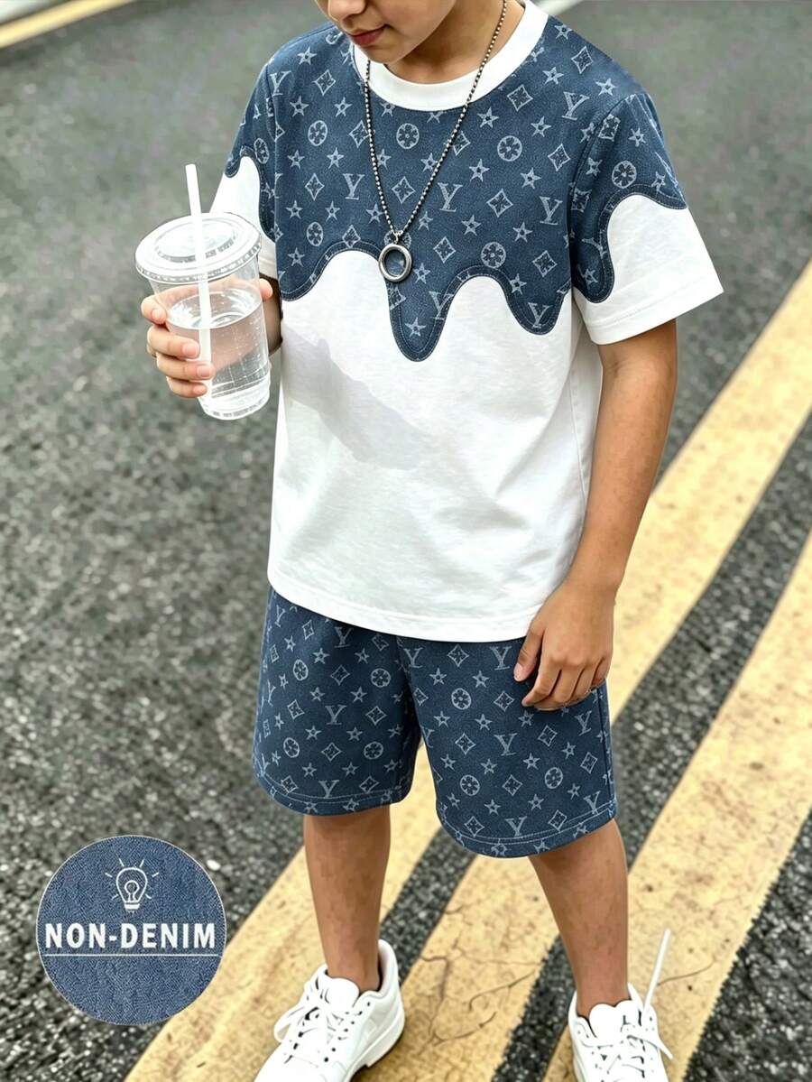 SHEIN 2件組 對比藍色花卉印花圓領短袖T恤與黑白條紋寬鬆短褲,夏季戶外運動套裝 - 彩色 - 查看 1