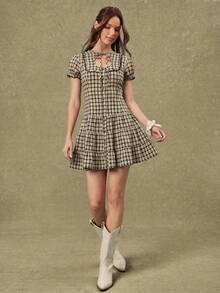 WESTFADE Tie Neck Button Front Short Puff Sleeve Tiered Ruffle Drop Waist Plaid Gingham Mini Dress, Western, Female Country Look, Cowgirl, Rodeo, Fall, Autumn - Black - View 3