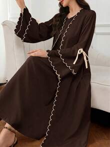 Al Najma Women's Colorblock Trim Lace-Up Abaya - Coffee Brown - View 4
