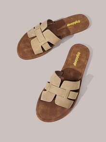 Styleloop European And American Style, Hollow Slippers Women's Summer New Flat Bottom Outer Wear Versatile Beach Vacation Leisure Sandals - Apricot - View 2