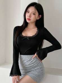 DAZY 女款素色對比蕾絲蝴蝶結裝飾長袖修身T恤 - 黑色 - 查看 3