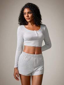 DreamPoppy Set Piyama Wanita 2 Potong: Atasan Lengan Panjang Kerah Bulat + Celana Pendek Pinggang Elastis - Grey - View 6