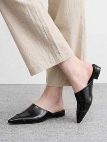 CUCCOO BIZCHIC Minimalist Style, Black Pointed Toe And Low Heels, Mules, Wearing Versatile Bright Leather, Slouchy Half-Towed Closed Toe Sandals - Black - View 1