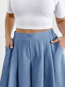 Shapeblank Plus Size Minimalist Versatile Button Elastic Waist Pleated Pocket Shorts - Blue - View 6