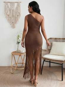 SHEIN Holidaya Gaun Maxi Rajut Panjang Tanpa Lengan dengan Bahu Asimetris dan Rumbai untuk Liburan Wanita - Coklat - View 2
