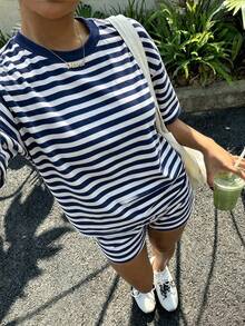青少年女孩休閒極簡寬鬆卡通印花圓領短袖T恤與寬鬆短褲2件套，適合春夏 - 白色 - 查看 4