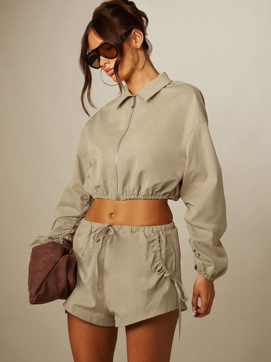 MISSGUIDED 編織抽繩迷你短褲,附抽褶側口袋與鬆緊高腰,夏季度假休閒運動寬鬆風,伊比薩卡其綠 - 卡其色 - 查看 1
