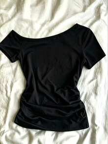 IslaSuriya 女款 T-shirt，不對稱肩短袖修身 T-shirt，優雅女款 T-shirt，適合日常穿著與約會場合，女款短袖上衣，夏季女款上衣，最新女款上衣，花卉圖案 T-shirt，水鑽 T-shirt - 彩色 - 查看 2
