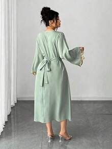 SHEIN PETITE CURVE 优雅花卉蕾丝边长裙，秋冬 - 綠色 - 查看 4
