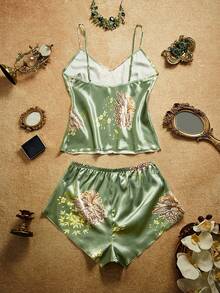 PinupPomp 2pcs Set Atasan Wanita Seksi Berpotongan V Dalam dengan Motif Cetak, Atasan Kamisol dan Celana Pendek, Pakaian Satin Elegan, Cocok untuk Semua Musim - Hijau - View 2