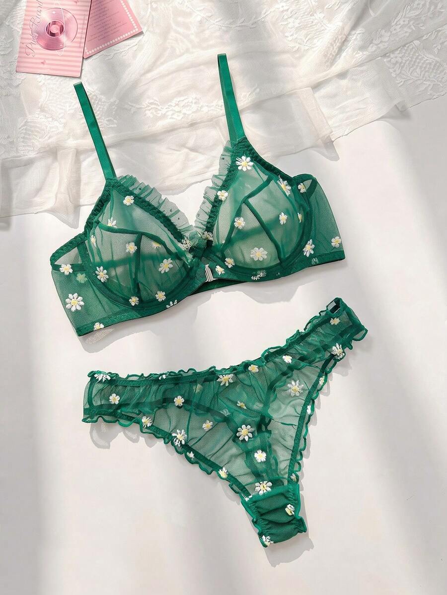 PetitDoll 2pcs Romantic Embroidered Underwire Sexy Lingerie Set - Dark Green - View 1