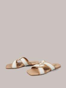 Styleloop Women Shoes Multi-Colored Canvas Splicing Square Toe Flat Bottom Cross Sandals, Simple Casual Style, Suitable For Daily Commuting, Vacation Travel - Apricot - View 3