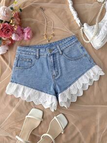 Soleia Women's Hollow Embroidery Pocket Casual Denim Shorts - Light Wash - View 2