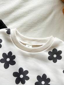 SHEIN Vintaside Kids 女童黃色漸層花卉長袖運動衫與黃色羅紋內搭褲套裝，可愛時尚休閒春秋冬穿搭 - 彩色 - 查看 3