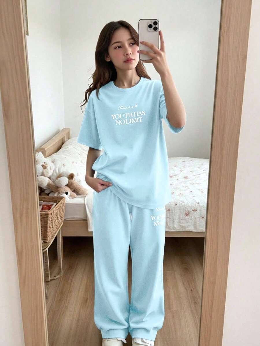 SHEIN Dozemod 童裝青少年女孩簡約字母印花圓領短袖長褲針織休閒睡衣套裝,2件組 - 淺藍色 - 查看 1