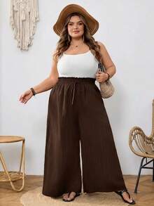 SHEIN CURVE+ Celana Panjang Ukuran Besar Warna Polos Pinggang Tinggi Kaki Lebar, Desain Pinggang Paper Bag, Cocok Untuk Liburan Musim Panas di Pantai - Coklat - View 6