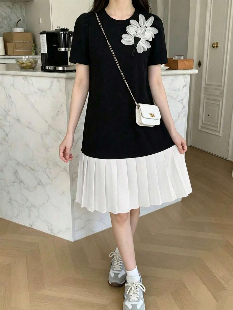 少女可爱活泼圆领短袖连衣裙,饰有3D立体花朵图案和褶裥下摆,适合外出和聚会,春夏款 - 黑色 - 查看 1