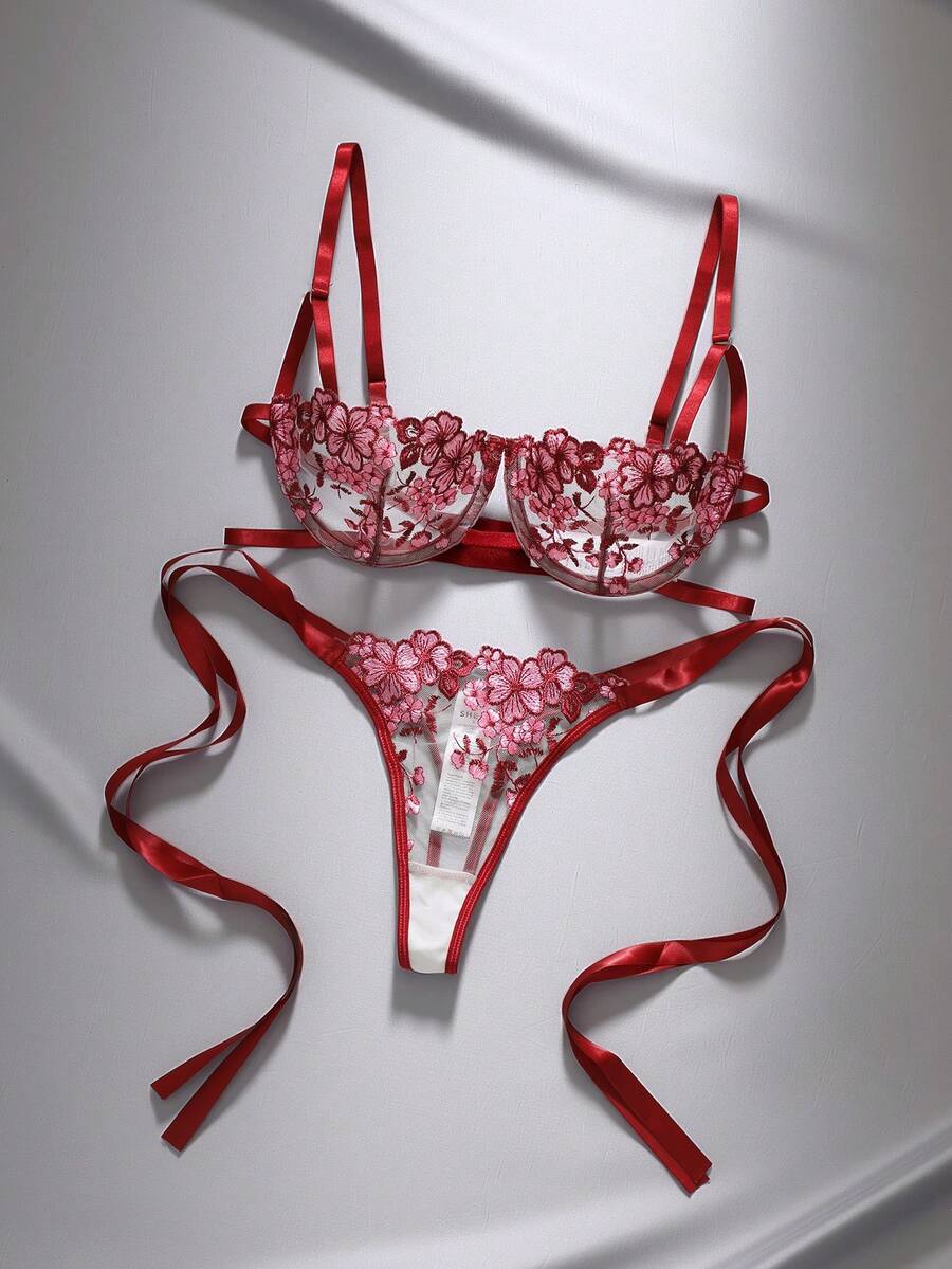 EmpressEnvy 2件套女士花卉刺绣网眼文胸和内裤内衣套装 - 彩色 - 查看 1