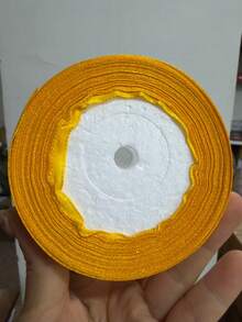 1 Rollo de Cinta de Satén de Poliéster - Caja de Regalo, Caja de Dulces, Caja de Pastel, Cinta de Decoración de Flores Frescas (Teñida a Máquina con Ligera Diferencia de Color) - Dorado - Ver 3
