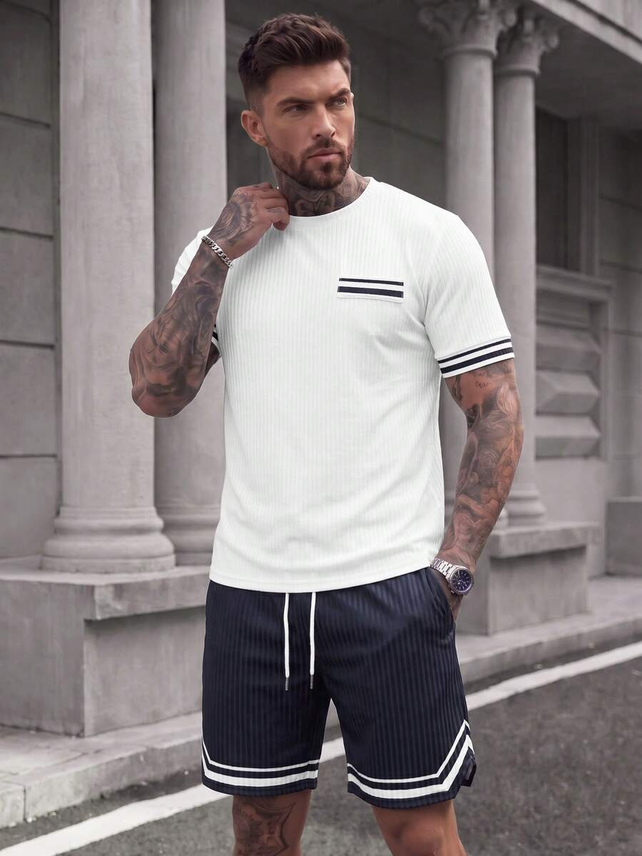 Manfinity CasualCool طقم كاجوال للرجال تي شيرت مخطط بياقة دائرية وأكمام قصيرة وشورت - متعدد الألوان - مشاهدة 1