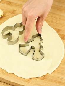 Haus Hana 不鏽鋼 3D 立體馴鹿聖誕樹餅乾模具 8 件組，聖誕餅乾模具 - 銀色 - 查看 3