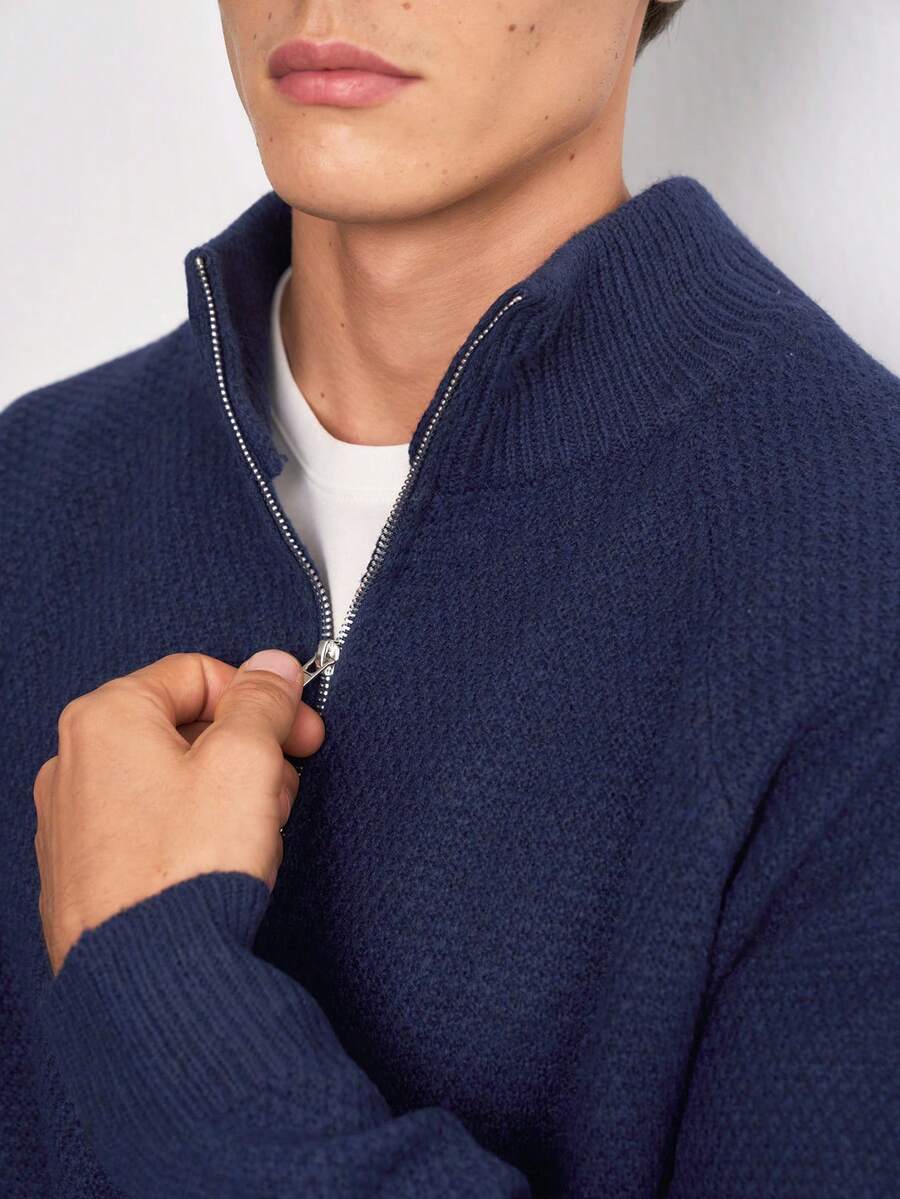 Manfinity Homme Men's Fashion Half-Zip Long Sleeve Sweater For Daily Wear - Royal Blue - View 1