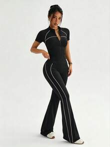 Dewbera Dewbera 2PCS Women's Sports Set Black And White Tight Fit Raglan Short Sleeve Contrast Stripe Stand Collar Full Zip Jacket Flare Pants Athleisure Gym Summer - Black - View 5
