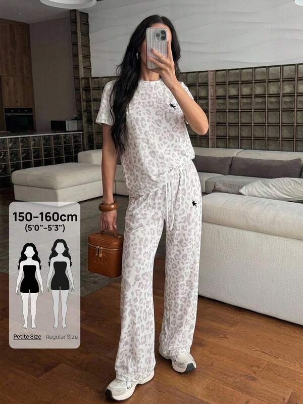 SHEIN PETITE 2 Pieces Set: Vintage White Leopard-Print Crew-Neck Short-Sleeve Top And Striped Print Pants