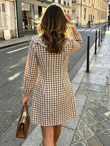 SHEIN فستان كاجوال نسائي بنقشة مربعات مع كشكشة وربطة أمامية وأكمام طويلة - بني - مشاهدة 2
