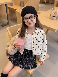 Elladie kids 女童牛仔夾克外套，春/秋季新品，Y2K風格，復古牛仔米色配黑色波點印花，經典牛仔領搭配金屬鈕扣與雙翻蓋口袋設計，修身寬鬆版型，柔軟舒適面料，百搭時尚風格，適合日常穿著、購物、旅行、校園、戶外等多種場合 - 白色 - 查看 1