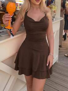 SHEIN MOD 女款咖啡棕優雅派對晚宴夏季掛脖迷你洋裝，垂領抓皺腰雙層荷葉邊下擺 A 字版型柔軟針織陽光洋裝 - 巧克力棕 - 查看 5